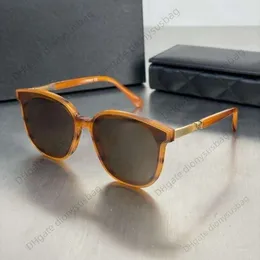 Дизайнерские солнцезащитные очки женские Xiaohongshu интернет-знаменитости того же типа Ins коричневые молочно-белые с большим лицом для похудения Ch3869