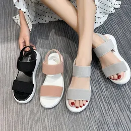 Sandali Donna 2023 Moda estiva Roma Suola piatta antiscivolo Lady Elastico Casual Scarpe da passeggio di alta qualità per la spiaggia