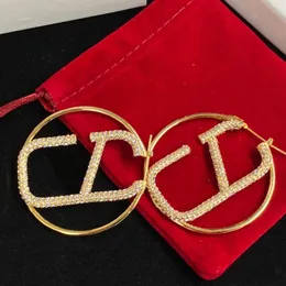 Modeörhängen designer örhängen för kvinnor hoops smycken v brev älskar luxurys designers örhängen des boucles oreilles hoop 2873