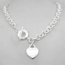 Collana da donna in argento stile TF Collana con ciondolo a catena Collana in argento sterling S925 Chiave cuore amore uovo marchio Ciondolo con ciondolo Ne3087