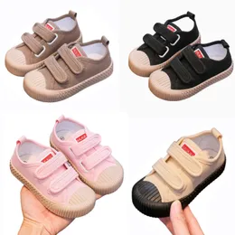 Nyfödda sneakers flickor pojke baby skor casual stora barn skor mesh mjuk botten bekväma icke-halk sneakers vår sommar spädbarn sneakers