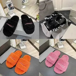 العلامة التجارية Slippers Dupe AAAAA Fur Slippers Boots Women Wool Slipper Winter Indoor Furry Soft Fluffy Platfer Platforms Cheel Fashion Shoes 04