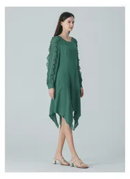 캐주얼 드레스 44 엄마 진짜 실크 무한 스트라이프 녹색 O- 넥 주름 셔츠 긴 슬리브 스 플라이 싱 구부러진 헴 파티 드레스 AE1852