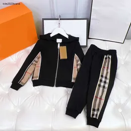 Burberry tracksuit clearance dhgate