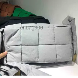 Bottegass Bag 2023 Women Handbag Nylon Designer Down Woven Cassette Pillow Single Shoulder Messenger Venetass Leather Cy