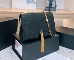 Mode Frauen Designer Umhängetasche Kette Metall Hardware 2023 Damen Umhängetaschen Brieftasche Mädchen Quaste Handtaschen