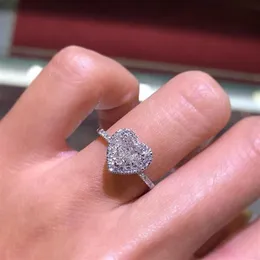 Nuevos anillos de joyería de moda anillos de diamantes llenos en forma de corazón creativos anillos de joyería de moda para mujer Supply3368