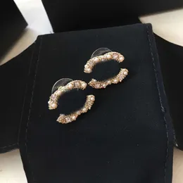 Nowe oryginalne akcesoria projektantów Mini kolczyki stadninowe luksusowe dziewczyny cukierki kolorowe kolczyki 18k złota platana znaczki biżuterii