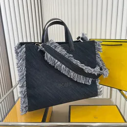 Luksusowe projektanci dżinsowe Tassels Torby na ramię Włochy Roma marka 7a Klasyczne litery Messenger torebki mody kobiety duża pojemność torba crossbody