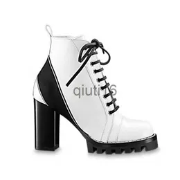 Kleid Schuhe Luxus Designer Frauen Stiefel Damen Ankle Boot Mode Damen Herbst Winter High Heel Kurze Plattform Leder Top Qualität Booties x0908 x0909