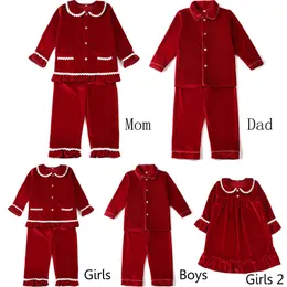 مجموعات الملابس بالجملة 2023 أطفال الأطفال الأولاد والبنات شقيق بيجاماس عائلة مطابقة بيجاماس الأطفال الأحمر عيد الميلاد فيلفيت PJS 230907