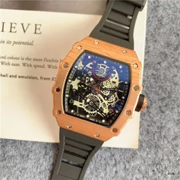 Relógio esportivo masculino de luxo, relógio de marca de designer, mostrador esqueleto, 43mm, quartzo, pulseira de silicone, multicolorido, mili317p