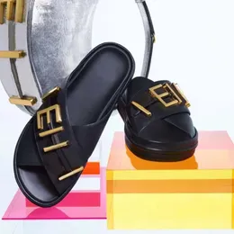 Lady Gentlemen Renkli Terlik Kaydırıcıları Kadın Erkekler Sandalet Lüks Tasarımcı Tuval Mektubu Gerçek Deri Slide Chaussures Style Model
