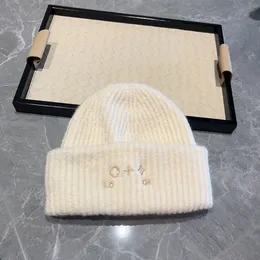 Designer de luxo beanie sólido clássico malha beleza chapéu unissex tendência outono inverno lã cavalheiro elegância versátil temperamento casual presente quente