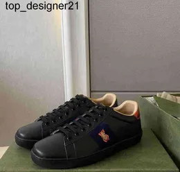 2023 أحذية مصممة شهيرة أحذية غير رسمية منخفضة العلامة التجارية الإيطالية Ace أحذية مخططة المشي تدريب الرياضة حذاء chaussures النسائي أحذية الرجال