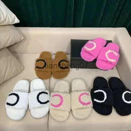 Tofflor kvinnor c tryck lambwool toffel paris märke ull plysch glider lammskinn sandaler kvinna platt häl plattform päls slippers hem loafers lyxys desig