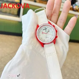 Famous Luxury Mens Womens Watches 42mm High Quality Sports Dweller Full Funtional Nylon Fabric Earth Space Moon Fashion Dress Red 228i