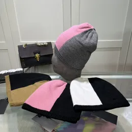 Designer de marca italiana outono e inverno nova rede vermelha moda blogueiro recomendado chapéu de lã macio e confortável linha de malha chapéu elasticidade é boa