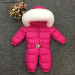 Högkvalitativ baby jumpsuit pojkar och flickor tjocka down rockar barn skidkläder vinter varma kläder med päls hatt
