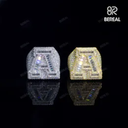 Ustawienie diamentów 925 Custom Iced Out vvs Moissanite Bagieette Diamond Hip Hop Początkowy pierścień liter