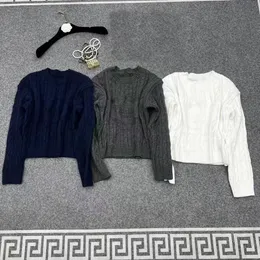 Suéter feminino feminino redondo pescoço de manga longa letra de topo Jacquard Slim Fit Shirt Spring e Autumn Fashion Feminino Designer
