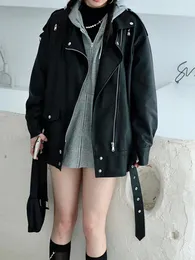 女性の革のスタイリッシュモトバイカーPUフェイクジャケット女性ブレットファッションジッパーカジュアルコート女性