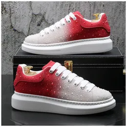 2023 New Rhinestone Spikes Flat Leather Shoes Fashion Men Embroidery Loafer Dress Smoking Slipper Casual Diamond Shoe 38-43