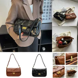 Senhora sacos de noite axilas saco para mulheres nova alta qualidade ombro moda outono/inverno commuter coreano simplificado 230828