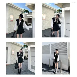 Giacche da donna Cappotto da baseball Unità Gonna corta lunga in jersey Kpop Donna Ragazza Cardigan monopetto Bianco Nero Solido Outwear 2023 Estate