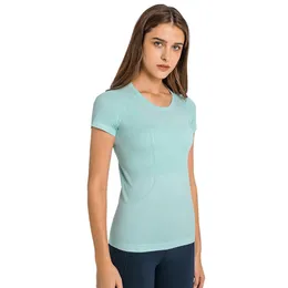 L2067 Solid Color Sports Shirt Fashion T-shirt outfit utomhus fitnesskläder kvinnor kort ärm yogatoppar smala passning rinnande tankar2617
