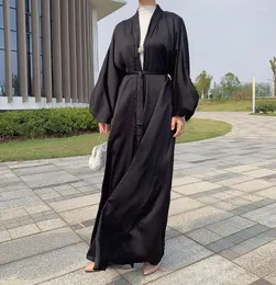 Roupas étnicas Plain Abaya Mulheres Muçulmanas Robe Dubai Moda Puff Mangas Cardigan Vestido com Cinto Médio Oriente Senhora Simples Traje Árabe