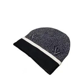 Vinter stickad mössa designer hatt fashionabla motorhuvklädda hösthattar för män skalle utomhus kvinnor herr hatt cappelli rese skidsport mode e-1