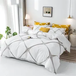 寝具セットベッドリネン大人のクイーンサイズの格子縞のパターン用のユーロ白色ドラップドゥライトベッドとキングサイズ28326L