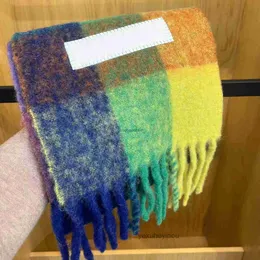 Scarves of Ac Wool and Mohair Shawls to Promote Fans S3