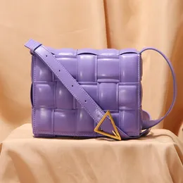 الأزياء وحقيبة صغيرة مربعة صغيرة مربعة جديدة تصميم جيد مائل صليب حقيبة بو ناعم المنسوجة bagpack315s