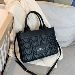 2023 MJ With back label tote bag shoulder bags Marc 2023 handbag Designer handle black Practical Classic Capacity Coin Purse Casual Square Woman