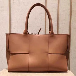 Brand Arco messenger bag Botegss Ventss online shop Autumn and Winter New Song Huiqiao Same Genuine Leather Woven Tote Bag Shopping Single shoulder With Real Logo