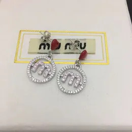 M IU 스터드 이어링은 다이아몬드 발렌타인 데이와 함께 Silver Heart Set Small and Cute Matching Earrings