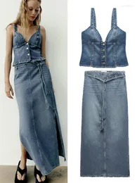 Arbetsklänningar Cowgirl Suit 2023 Summer Denim Suspender Top High midje kjol med blommor dekorativt bälte