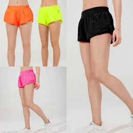 LL-88248 Mulheres Yoga Outfits Cintura Alta Shorts Exercício Calças Curtas Ginásio Fitness Wear Meninas Correndo Elástico Adulto Calças Quentes Sportswear Moda