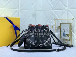 2023 M21886 Gris Souris Bella Mahina Portamonete Borsa a secchiello in pelle nera Borsa intrecciata in pelle traforata Borsa a catena di lusso da donna Bella Monograms Portafoglio floreale