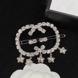 Fermagli per capelli Mollette Gioielli firmati Alfabeto Ciondolo stellato in cristallo Fermagli per capelli Mollette Argento Personalità della moda Gioielli per capelli per donna San Valentino Chris