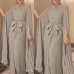 Muslimische Abendkleider tragen arabische Dubai Kaftan Chiffon Flecken Sier grau formale kristallperlen hohe Nacken Elegant A Line Prom Party Kleider mit Cape 403