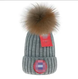 Дизайнерская кепка-ведро, женские новые подарочные женские шапочки, мужская модная теплая зимняя шапка, большие помпоны из искусственного меха Bobb s