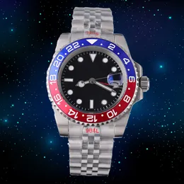 Mens Watch Designer Watch Luxury Watch Yüksek kaliteli 40mm Safir Lens 2813 Hareket Paslanmaz Çelik İzleme Band Yeşil Siyah Dial Water Groopt ve Nemlendirici Saat