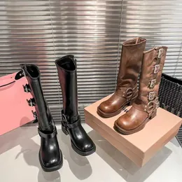 Женские кожаные винтажные ковбойские сапоги до колена в стиле «рыцарь» с пряжкой на массивном каблуке и ремнем в стиле вестерн
