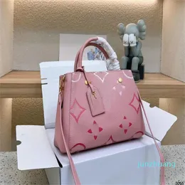 Designer -väskor kvinnor totes handväskor präglade blomma lyxhandväska handväska axelväska kvinnlig ryggsäck