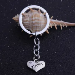 Nyckelringar 12pc charm hänge nyckelringar nana hjärta en kristallknappar familj älskar mormor mormor födelsedagspresent väska nyckel ring x0914