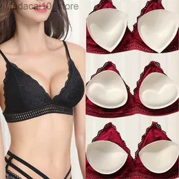 Pad piersi 2PCS Kobiety stanik stanik podkładka stanik stanik grubsze pchanie piersi Silikonowe podkładki sutkowe naklejki bikini wkładki undies Intimates Q230914