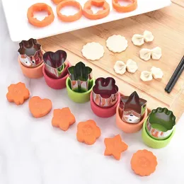 3pcs 쿠키 케이크 절단기 꽃 모양 곰팡이 야채 당근 과일 컷 곰팡이 오이 오이 반죽 베이킹 도구 부엌 DIY 음식 나이프